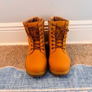 Women’s Classic Lace-Up Rhinestone Boots